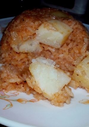 صورة لوصفة مدفون البطاطس في الرز