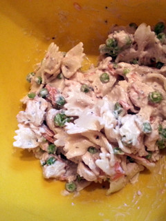 A picture of Alfredo Chicken Pasta.