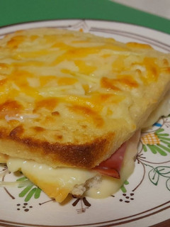 Una foto de Sándwich mixto gratinado en horno o airfryer
