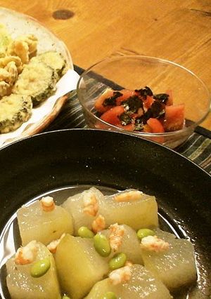 A picture of Shrimp Ankake Sauce on Chilled Winter Melon.