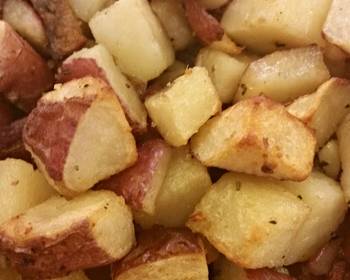 Easy Fast Cooking Herb roasted potatoes  garlic Yummy