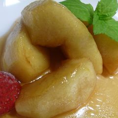 Macrobiotic Caramelized Apples A picture of Macrobiotic Caramelized Apples.
