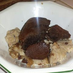 A picture of Vanilla Flan Chocolate Cake.