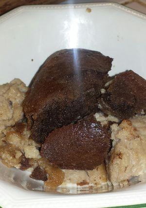 A picture of Vanilla Flan Chocolate Cake.