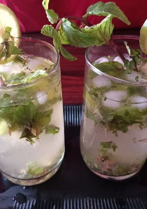 ভার্জিন মোহিতো(mojito recipe in Bengali) রেসিপির প্রধান ছবি