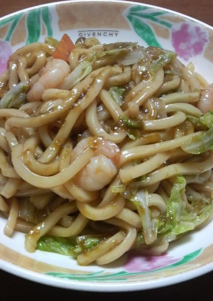 A picture of Stir-Fried Udon in 10 min with Simmered Nori Seaweed.
