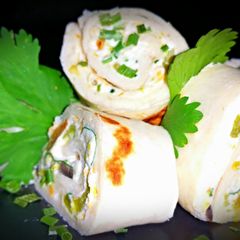 A picture of Mike's Green Chile Pinwheels.