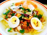 A picture of shrimp udon