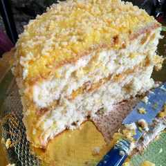 A picture of AMIEs Geleen Yema Cake.