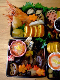 A picture of Osechi You Can Make On December 30th - Red and White Lotus Root.