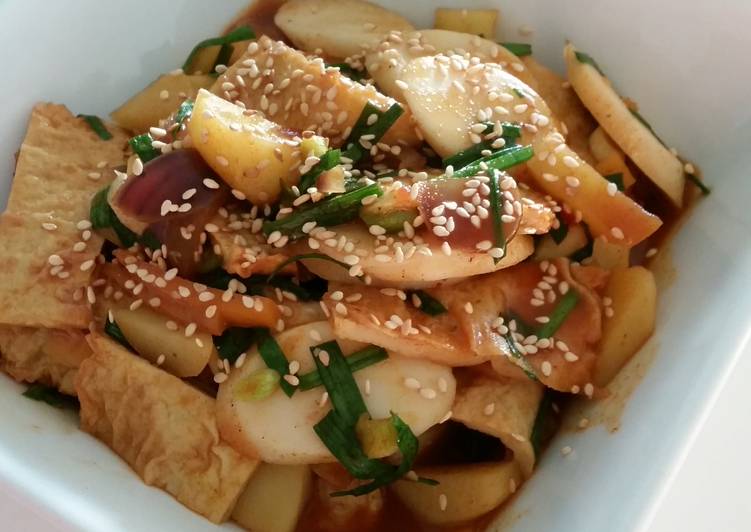 Korean dukbokgi