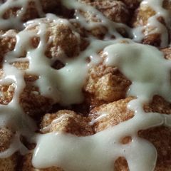 A picture of Cinnamon roll bites.