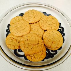 A picture of Peanut Butter Cookies With A Twist!.