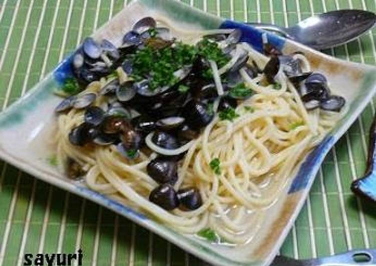 Simple Way to Prepare Perfect Shijimi Clam Pasta, alle Vongole Style