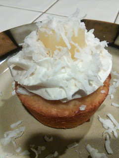 A picture of Pina Colada Cupcakes.