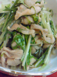 A picture of Quick Stir-Fried Mizuna Green and Pork Japanese-Style.