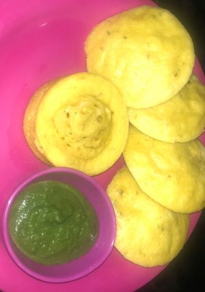 A picture of Idli Dhokla.