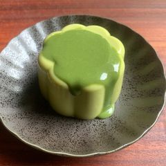 A picture of Matcha Custard Powder Jelly.