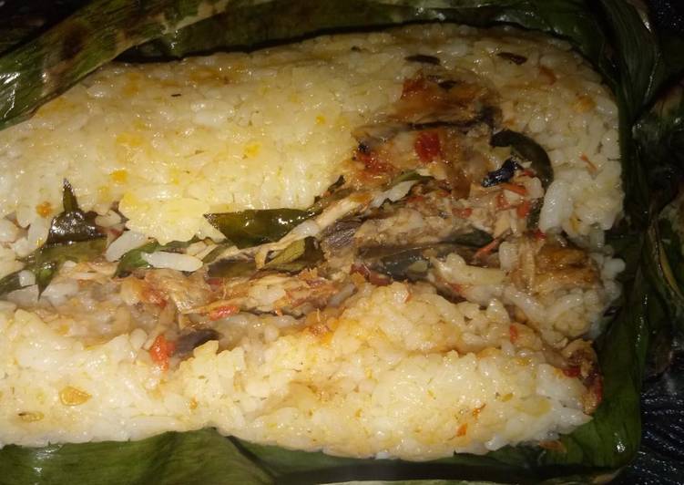 Nasi Bakar Ikan Tongkol