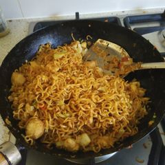A picture of Mie / Mee Goreng (Fried Noodle) Tek Tek.