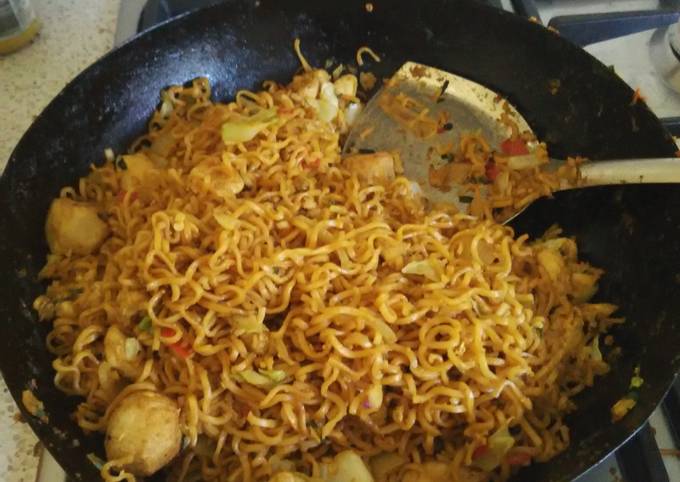 Easiest Way to Prepare Ultimate Mie / Mee Goreng (Fried Noodle) Tek Tek