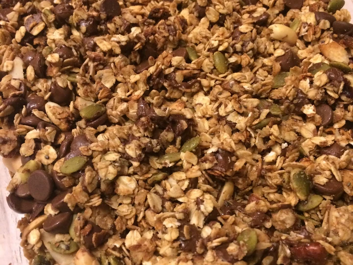 Easy Steps Prepare Recipes Chocolate Chip Granola the Delicious Appealing.