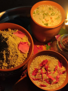 थंडाई रिफ्रेश (thandai refresh recipe in marathi) रेसिपी चे मुख्य फोटो