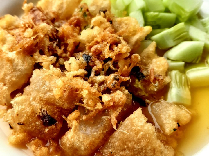Bagaimana Menyiapkan 76. Aci Goreng (Cireng) Kuah Cuko yang Bikin Ngiler