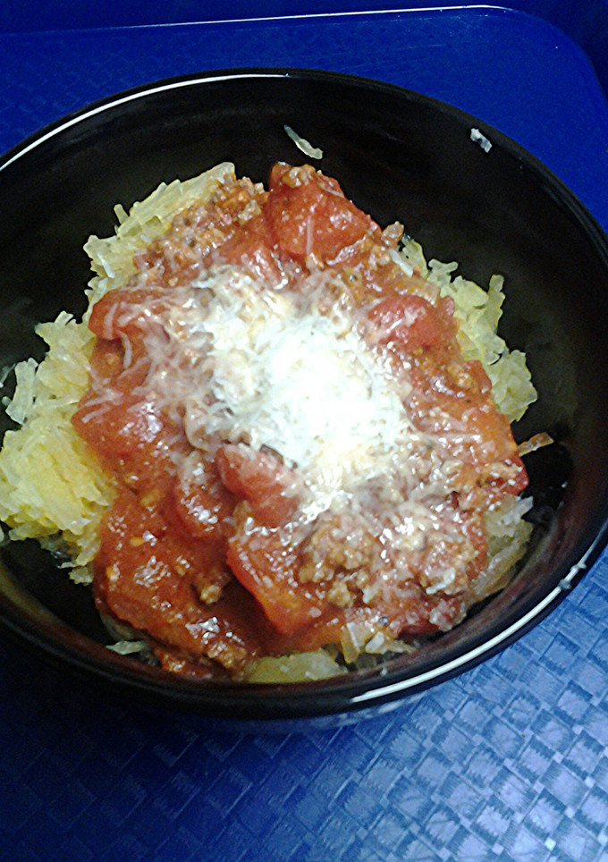 A picture of Spaghetti, with spaghetti squash.