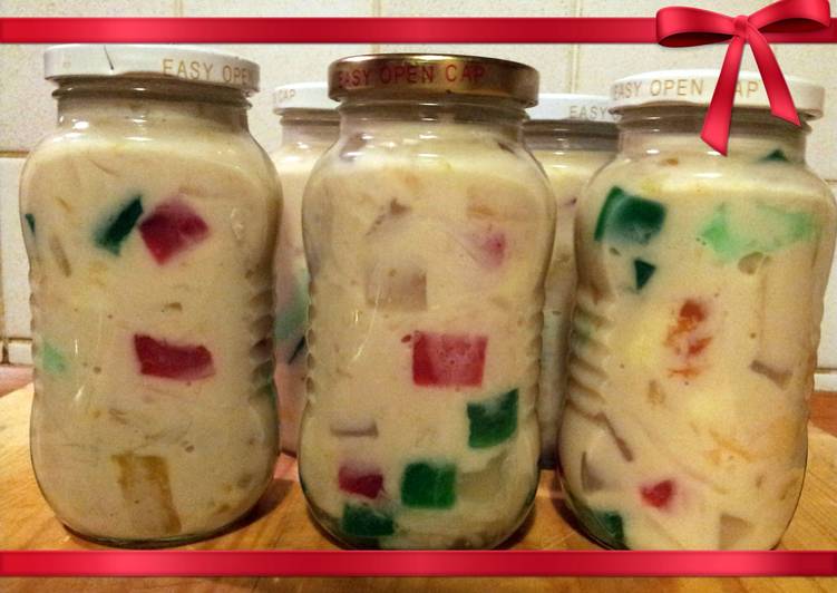 Step-by-Step Guide to Prepare Super Quick Homemade AMIEs Fruit Salad
(in Bottles)