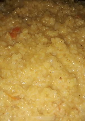 A picture of Vegetable dalia.