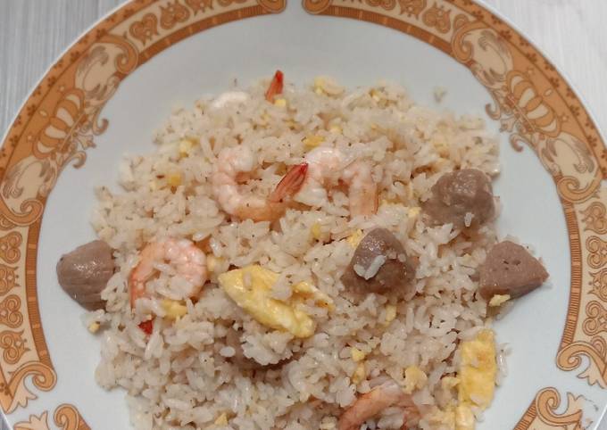 Resep Nasi Goreng Bumbu Minimalis oleh hanna aisya - Cookpad