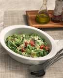 Ensalada de yogurt griego y queso manchego