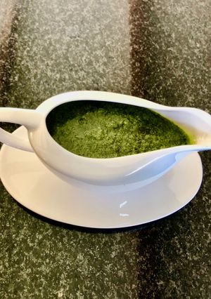 Una foto de Salsa de albahaca (no pesto)