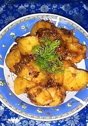 A picture of Spicy Sour Potatoes.