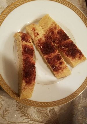 A picture of Cinnamon Mandlebroit.