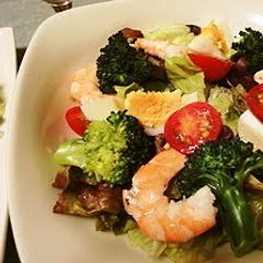 A picture of Broccoli & Shrimp Salad.