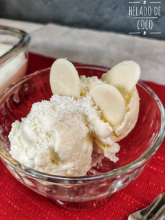 Una foto de Helado de coco 🥥🍦