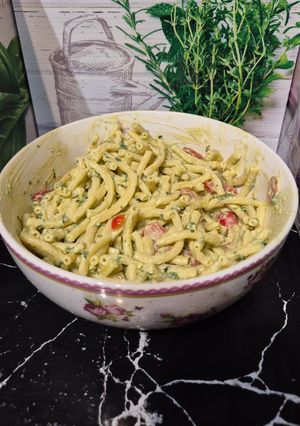 A picture of Pasta Salad with Creamy Avocado Dressing.