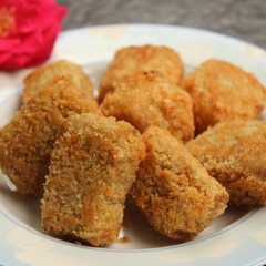A picture of Nuggets Pisang Kepok Gurih (tdk eneg) 😋.