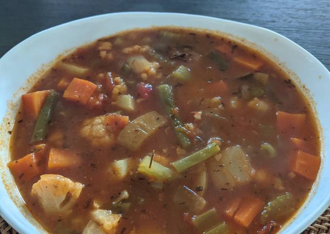 Step-by-Step Guide to Make Homemade Instant Pot Vegetable Soup (V/GF)
