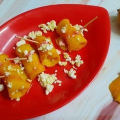 A picture of Mango Cheese Roll.
