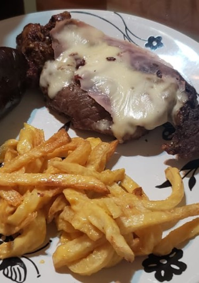 Una foto de Bife de Chorizo a la Parrilla