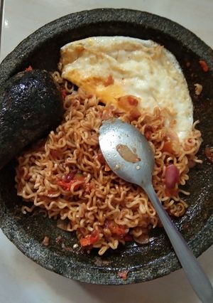 Foto resep Mie cobek ala inaq kembar