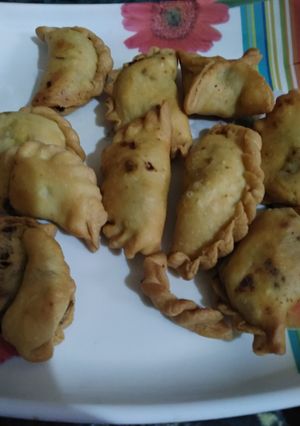 A picture of Mutton Keema samosa.