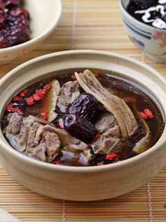 【家樂福廚房】用電鍋作十全排骨湯 的食譜成品照片