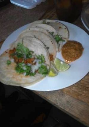 Una foto de Tacos de soya con chorizo