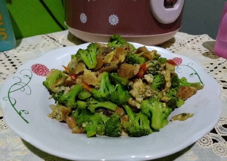 Resep Oseng telur dadar + brokoli 🥗 Lezat