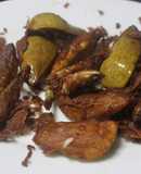 Boquerones y peras rebozadas