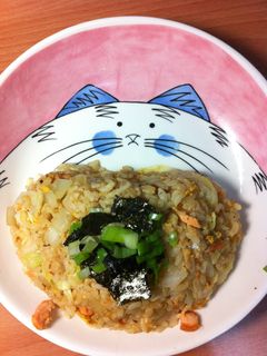 鮭魚炒飯 的食譜成品照片